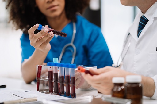 Alteração nas qualidades do sangue ou na proporção de seus elementos constituintes